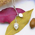 ���萧��i�A�u�ǂ񂮂�v�Ɓu���̂��v